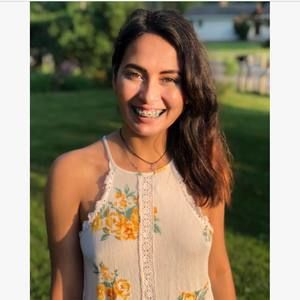 Meet your Posher, Beatriz